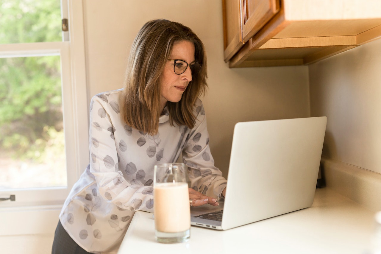 Pexels.com / LinkedIn Sales Navigator